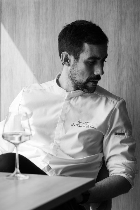 Portrait du chef Brice Tomico pour La Table de l’Olea à La Teste-de-Buch, France.