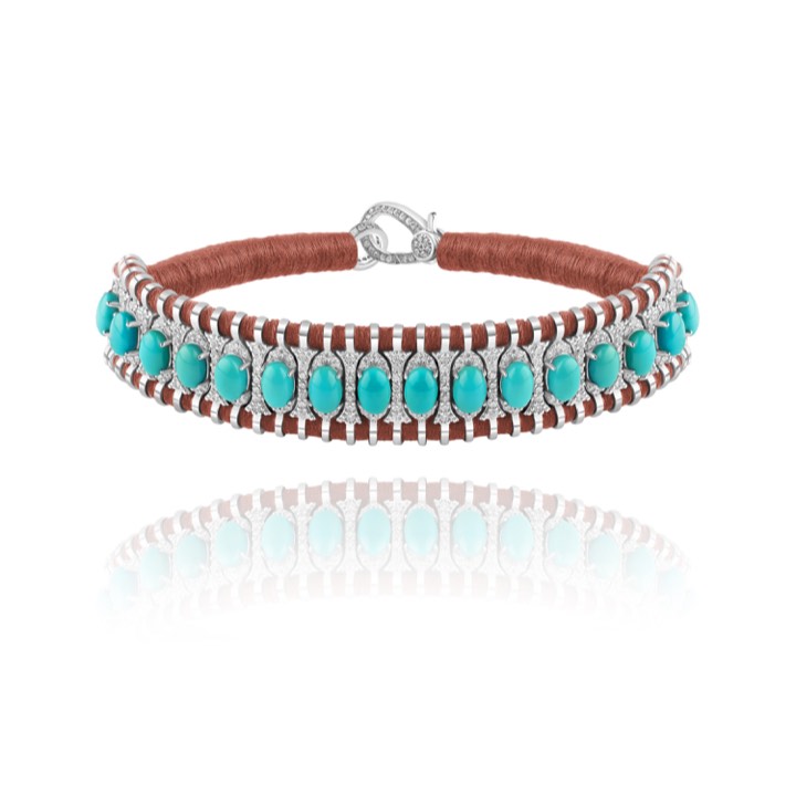 Packshot d'un bracelet avec reflet pour Van Den Abeele Paris à Paris, France.