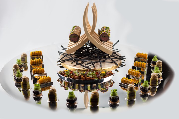 Buffet gastronomique présenté comme une sculpture pour Bocuse d’Or à Shanghai, Chine.